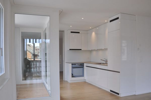 08-f-wohnung-kueche-mit-laube45759688-8FE9-5787-E5CC-3E60CAB95828.jpg