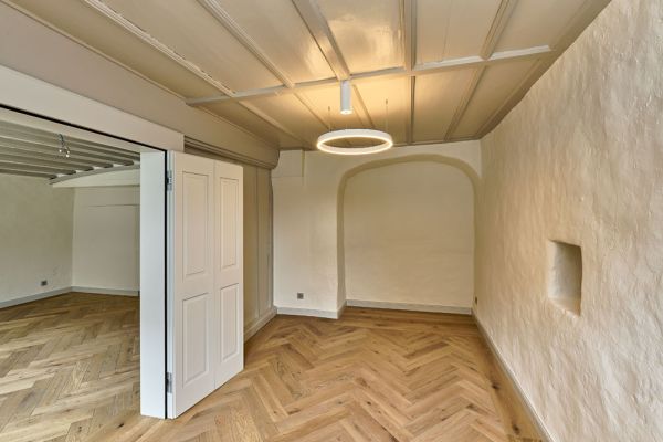 01-e-1-og-nebenzimmer-wohnenD7183E98-7725-9475-3669-89C3405EFA3E.jpg